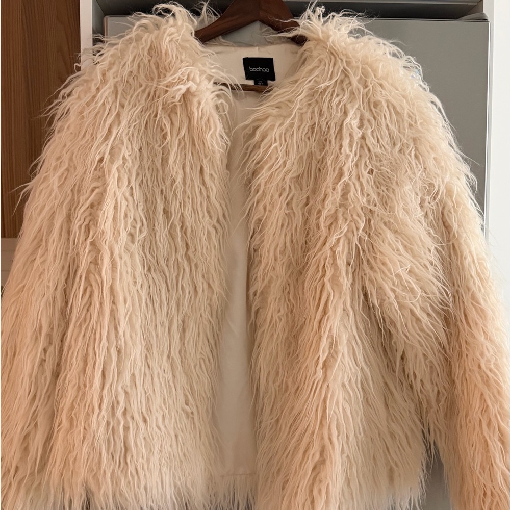 Boohoo Shaggy Cream Teddy Jacket